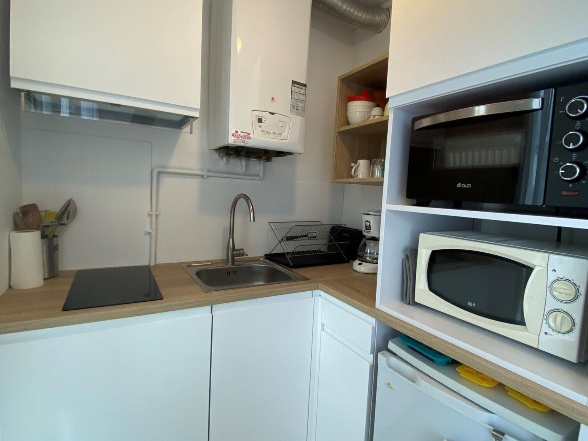 Appartement Climatise Avec Balcon, Parking Prive, Wifi - Proche Thermes Et Etang - Fr-1-503-23 Balaruc-les-Bains Exteriér fotografie